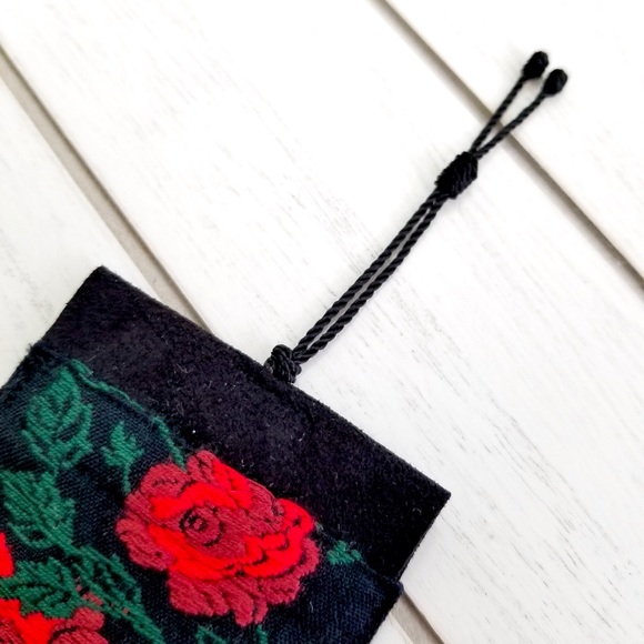 Vintage Rose Embroidered Cuff Bracelet - Picture 4 of 5